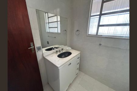 Casa para alugar com 130m², 3 quartos e 10 vagasBanheiro 1