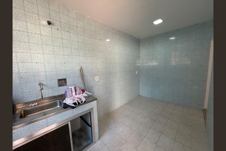 Casa para alugar com 130m², 3 quartos e 10 vagasCozinha