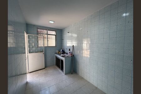 Casa para alugar com 130m², 3 quartos e 10 vagasCozinha
