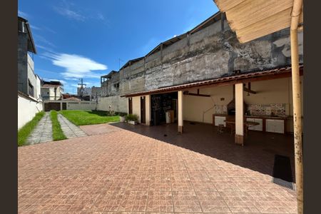 Casa para alugar com 130m², 3 quartos e 10 vagasQuintal