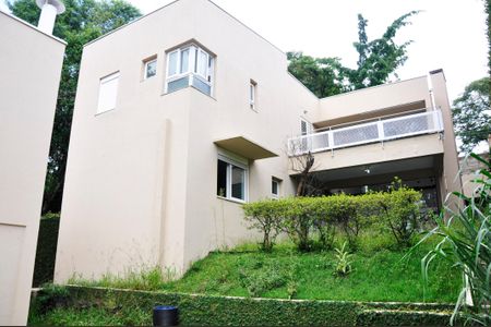 Casa de condomínio à venda com 420m², 4 quartos e 2 vagas Casa de condomínio à venda com 420m², 4 quartos e 2 vagasÁrea comum