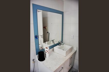 Casa de condomínio à venda com 420m², 4 quartos e 2 vagas Casa de condomínio à venda com 420m², 4 quartos e 2 vagasDetalhe - Suíte