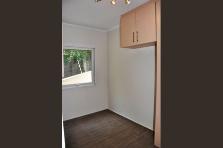 Casa de condomínio à venda com 420m², 4 quartos e 2 vagas Casa de condomínio à venda com 420m², 4 quartos e 2 vagasDetalhe - Quarto 03