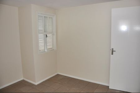 Casa de condomínio à venda com 420m², 4 quartos e 2 vagas Casa de condomínio à venda com 420m², 4 quartos e 2 vagasDetalhe - Edícola 02 - Quarto