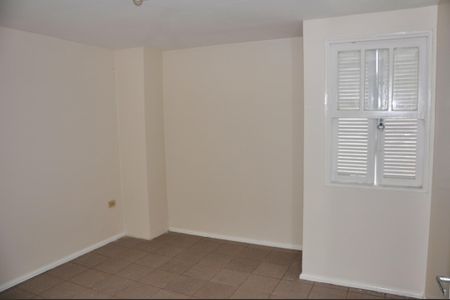 Casa de condomínio à venda com 420m², 4 quartos e 2 vagas Casa de condomínio à venda com 420m², 4 quartos e 2 vagasDetalhe - Edícola 02 - Quarto