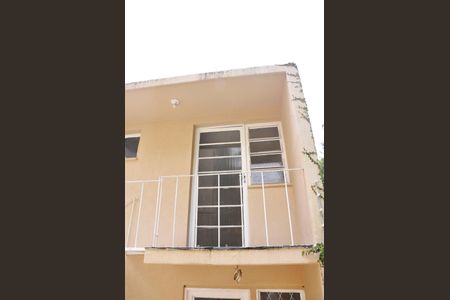 Casa de condomínio à venda com 420m², 4 quartos e 2 vagas Casa de condomínio à venda com 420m², 4 quartos e 2 vagasDetalhe - Edícola 02