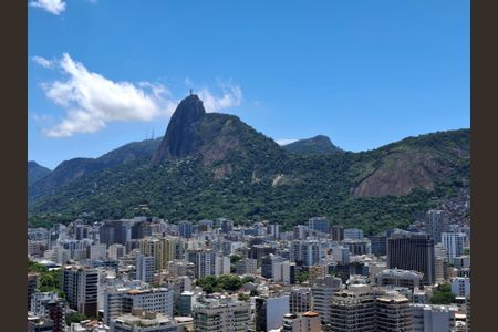 Apartamento à venda com 94m², 3 quartos e 1 vagaVista da suíte 