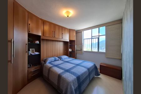 Apartamento à venda com 94m², 3 quartos e 1 vagaSuíte 