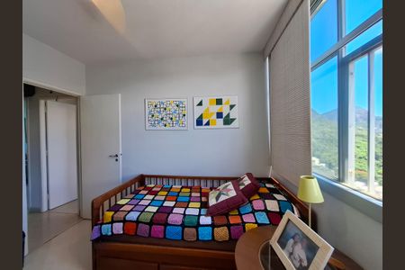 Apartamento à venda com 94m², 3 quartos e 1 vagaQuarto 3