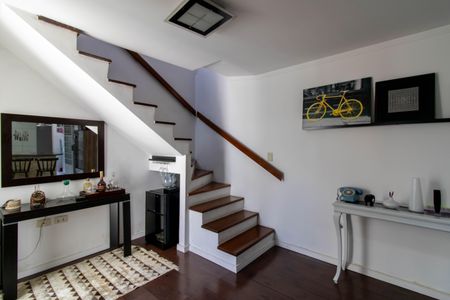 Casa à venda com 400m², 3 quartos e 3 vagas Casa à venda com 400m², 3 quartos e 3 vagasCasa 2 - Sala/Cozinha