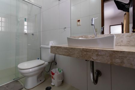 Casa à venda com 400m², 3 quartos e 3 vagas Casa à venda com 400m², 3 quartos e 3 vagasCasa 2 - Suíte