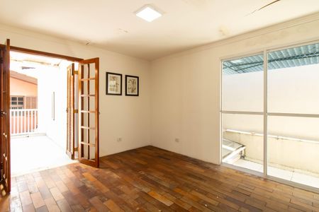 Casa à venda com 400m², 3 quartos e 3 vagas Casa à venda com 400m², 3 quartos e 3 vagasQuarto 2