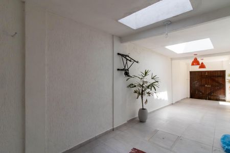 Casa à venda com 400m², 3 quartos e 3 vagas Casa à venda com 400m², 3 quartos e 3 vagasGaragem