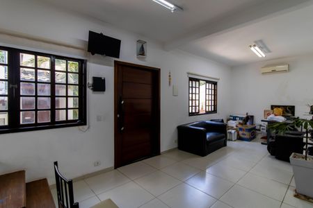 Sala de casa à venda com 3 quartos, 400m² em Vila Augusta, Guarulhos