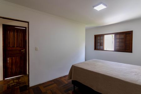 Casa à venda com 400m², 3 quartos e 3 vagas Casa à venda com 400m², 3 quartos e 3 vagasQuarto 2