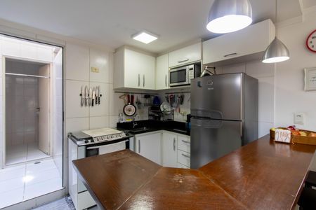 Casa à venda com 400m², 3 quartos e 3 vagas Casa à venda com 400m², 3 quartos e 3 vagasCasa 2 - Sala/Cozinha