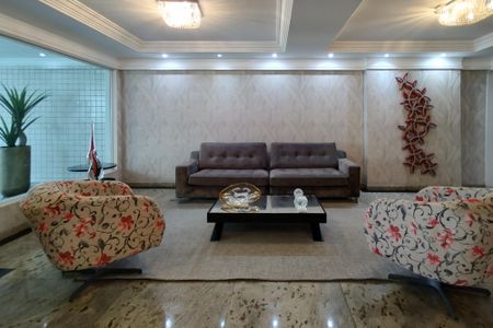 Apartamento para alugar com 116m², 3 quartos e 2 vagas Apartamento para alugar com 116m², 3 quartos e 2 vagasHall social