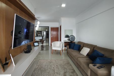 Apartamento para alugar com 116m², 3 quartos e 2 vagas Apartamento para alugar com 116m², 3 quartos e 2 vagasFalando