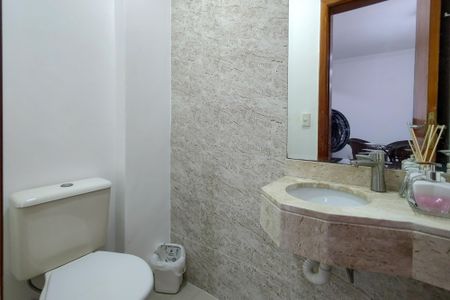 Apartamento para alugar com 116m², 3 quartos e 2 vagas Apartamento para alugar com 116m², 3 quartos e 2 vagasBanheiro social
