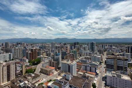 Apartamento para alugar com 116m², 3 quartos e 2 vagas Apartamento para alugar com 116m², 3 quartos e 2 vagasVista da rua