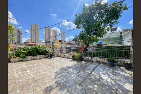 Casa à venda com 150m², 4 quartos e 2 vagasTerraço