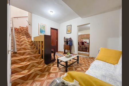 Casa à venda com 150m², 4 quartos e 2 vagasSala 2