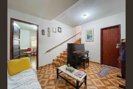 Casa à venda com 150m², 4 quartos e 2 vagasSala 2