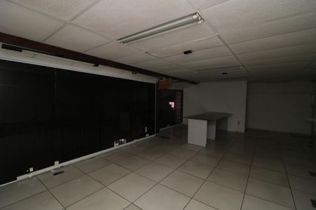 Casa para alugar com 300m², 3 quartos e 2 vagasÁrea comum