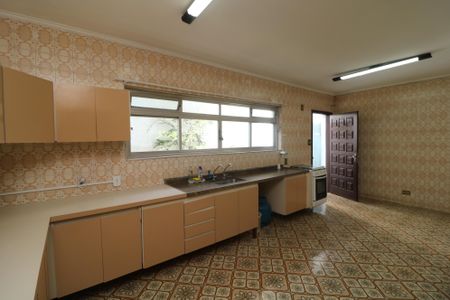 Casa para alugar com 300m², 3 quartos e 2 vagasCozinha