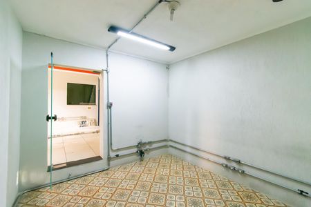 Casa para alugar com 270m², 3 quartos e 2 vagasSalão - Quarto 1