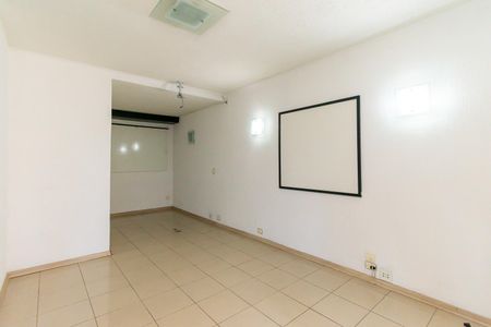 Casa para alugar com 270m², 3 quartos e 2 vagasSala