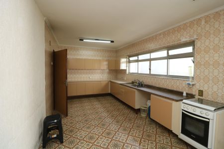 Casa para alugar com 300m², 3 quartos e 2 vagasCozinha