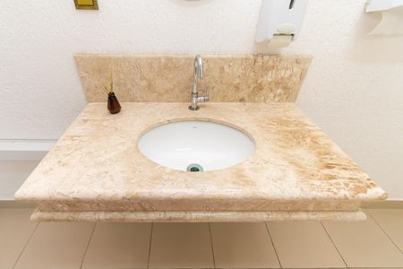 Casa para alugar com 270m², 3 quartos e 2 vagasBanheiro da Suíte 1