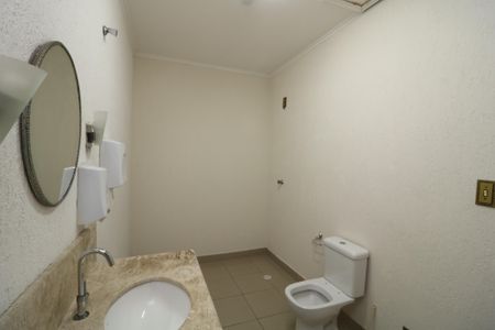 Casa para alugar com 300m², 3 quartos e 2 vagasBanheiro da Suíte 2