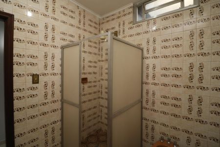 Casa para alugar com 300m², 3 quartos e 2 vagasBanheiro da Suíte