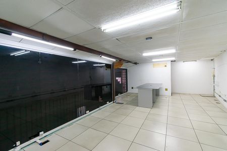 Casa para alugar com 270m², 3 quartos e 2 vagasSalão - piso superior