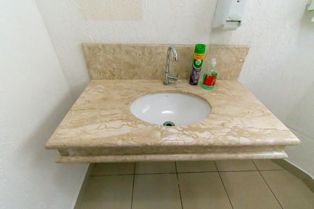 Casa para alugar com 270m², 3 quartos e 2 vagasLavabo