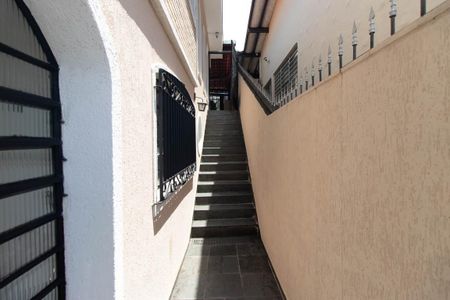 Casa para alugar com 300m², 4 quartos e 4 vagasCorredor Externo