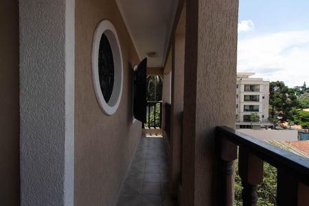 Casa para alugar com 300m², 4 quartos e 4 vagasVaranda