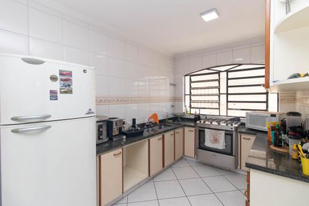 Casa para alugar com 300m², 4 quartos e 4 vagasCozinha