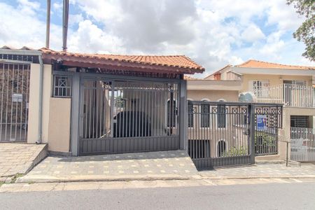 Casa para alugar com 300m², 4 quartos e 4 vagasFachada