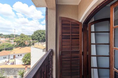 Casa para alugar com 300m², 4 quartos e 4 vagasSacada da Suíte 1