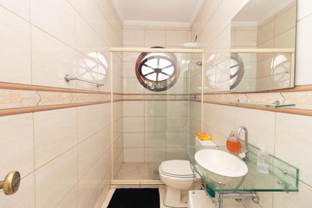 Casa para alugar com 300m², 4 quartos e 4 vagasBanheiro Social