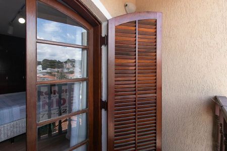 Casa para alugar com 300m², 4 quartos e 4 vagasSacada da Suíte 1