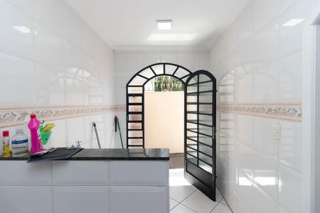 Casa para alugar com 300m², 4 quartos e 4 vagasÁrea de Serviço 1