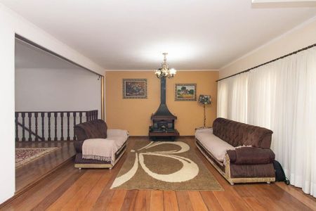 Casa para alugar com 300m², 4 quartos e 4 vagasSala