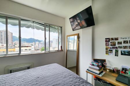 Quarto 1 de apartamento à venda com 2 quartos, 55m² em Vila Isabel, Rio de Janeiro