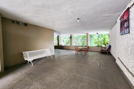 Apartamento à venda com 55m², 2 quartos e 1 vagaÁrea Comum 