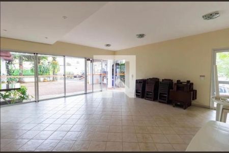 Casa de condomínio à venda com 80m², 2 quartos e 2 vagasÁrea comum - Salão de festas