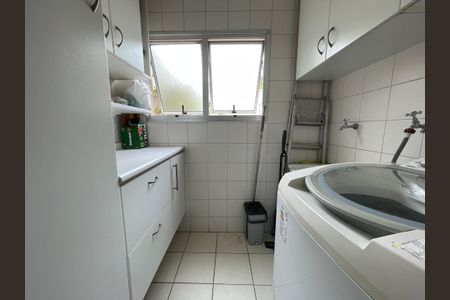 Casa de condomínio à venda com 80m², 2 quartos e 2 vagasCozinha e Área de Serviço